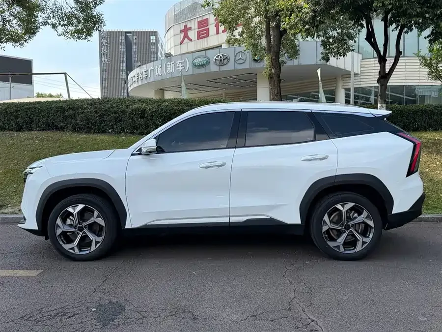 Geely Boyue L