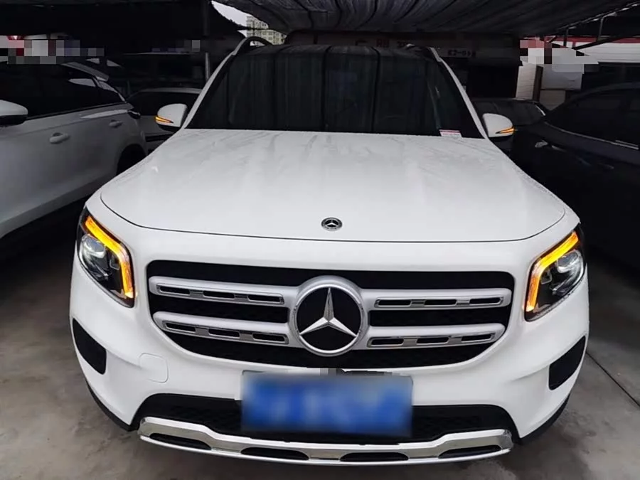 Mercedes Benz GLB