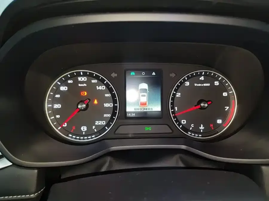 Roewe i5