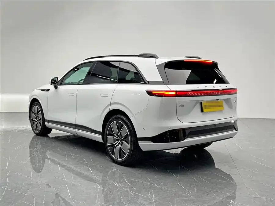 Xpeng G9
