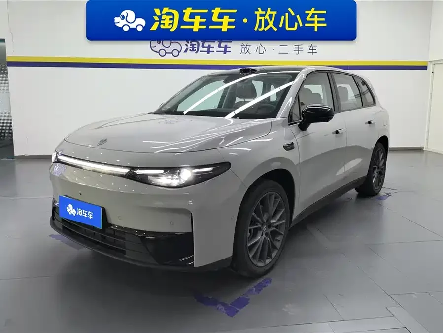 Leapmotor C10