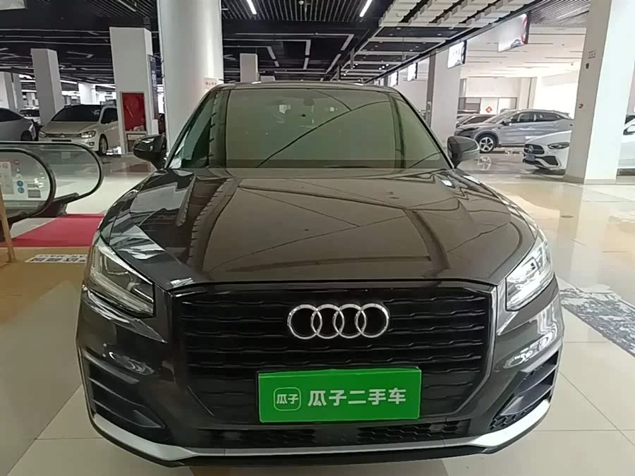 Audi Q2L
