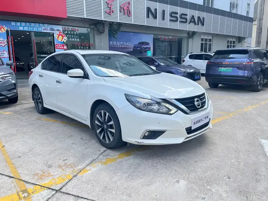 Nissan Teana