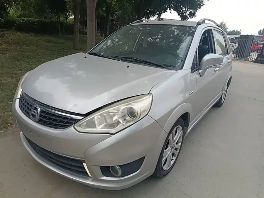 Suzuki Liana A6