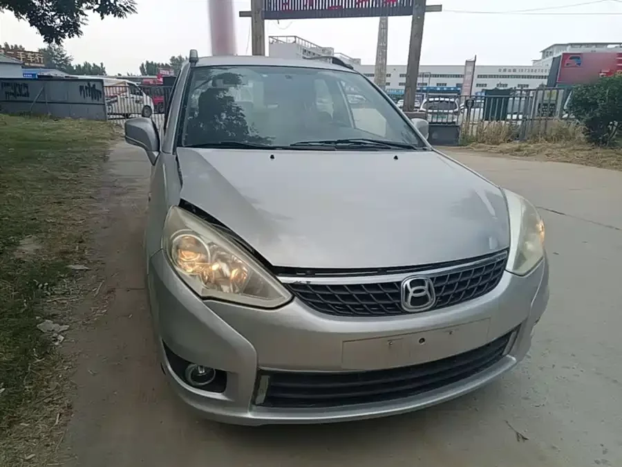 Suzuki Liana A6