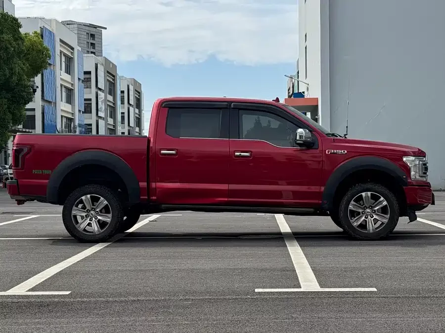 Ford F-150 Raptor