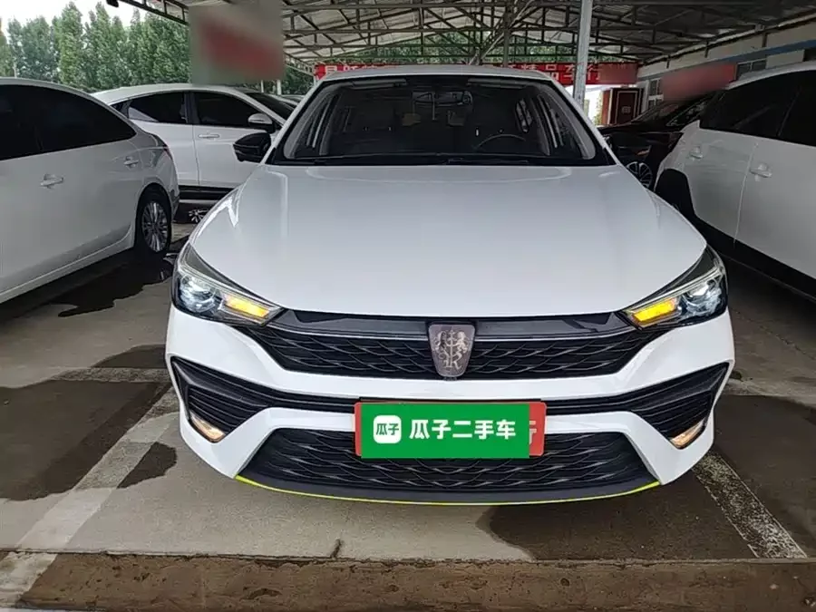 Roewe i5