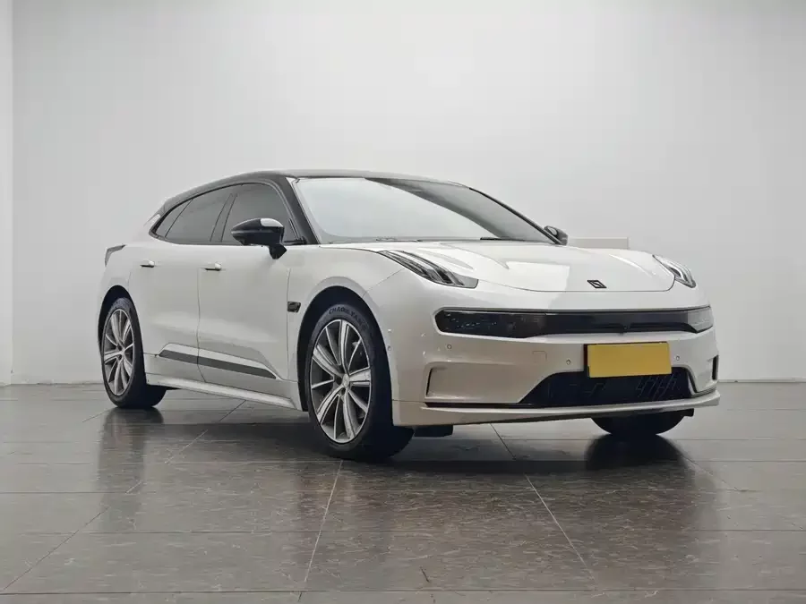 Zeekr 001