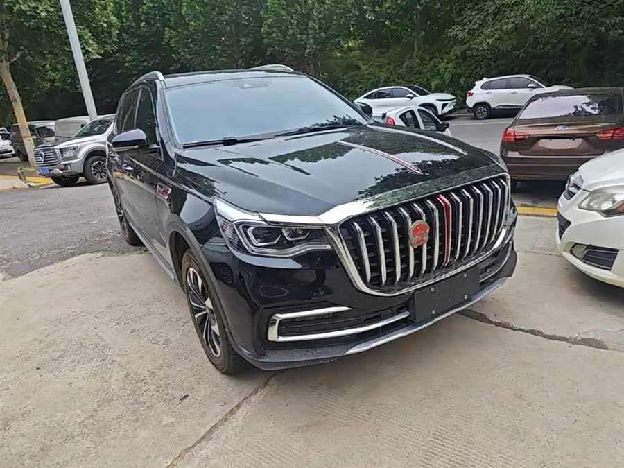 Hongqi HS7