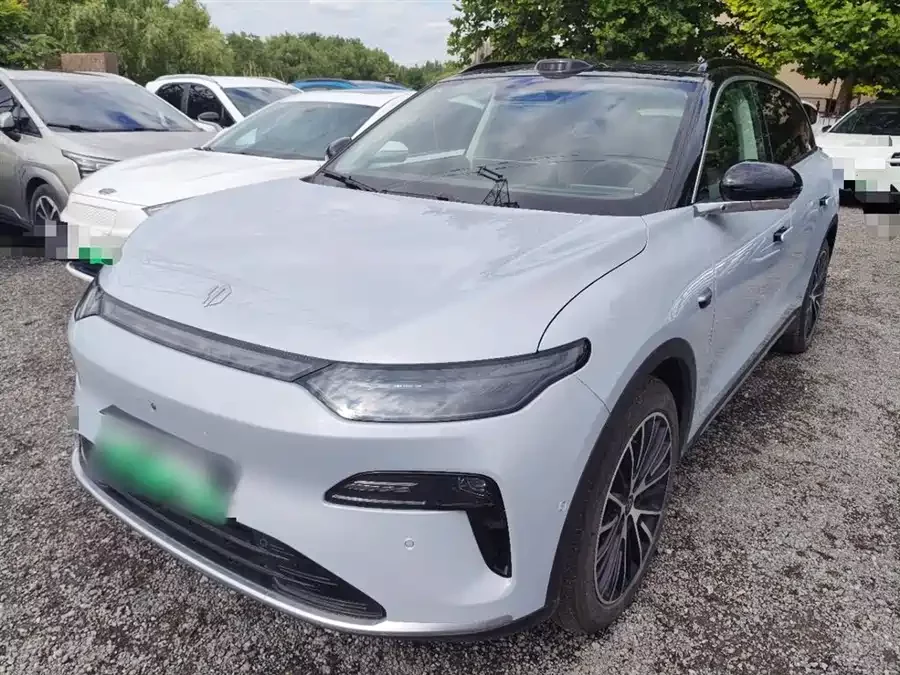 Leapmotor C11