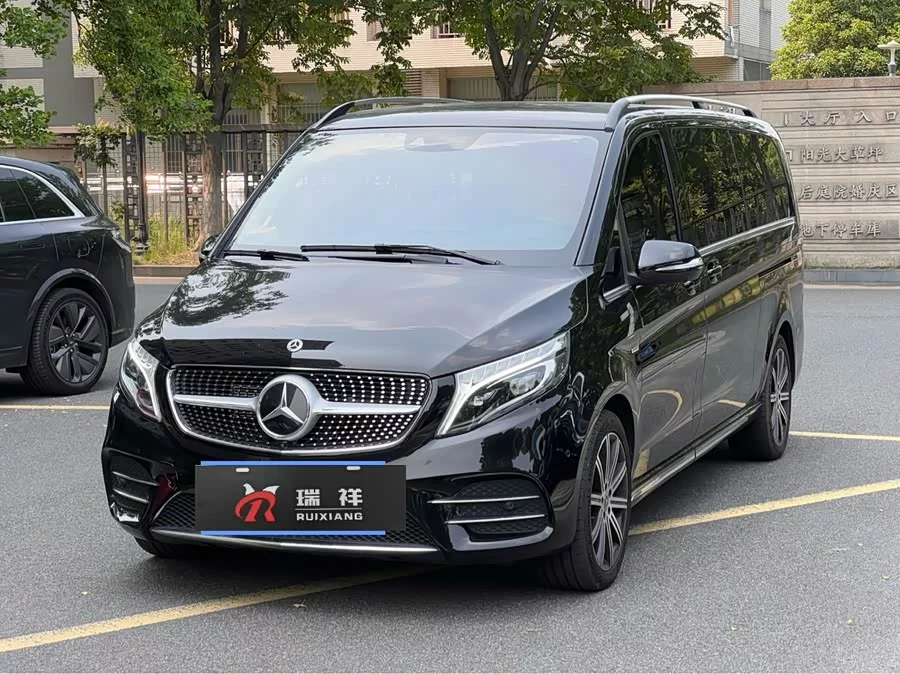 Mercedes Benz Class V
