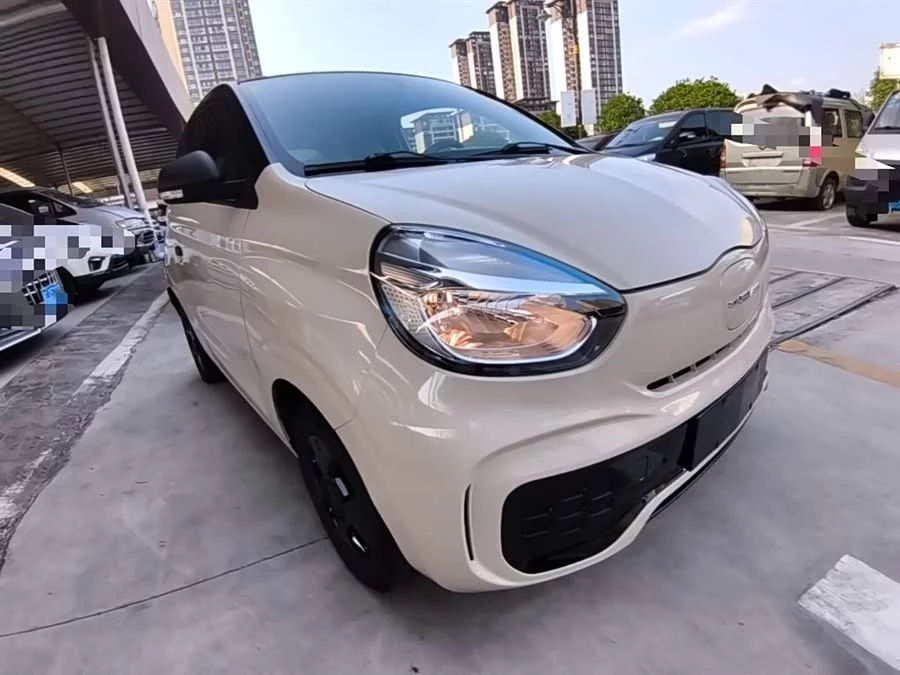 Roewe CLEVER