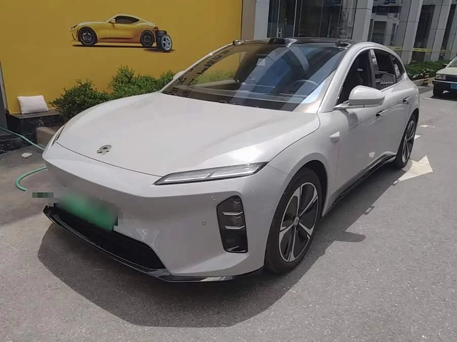 NIO ET5T