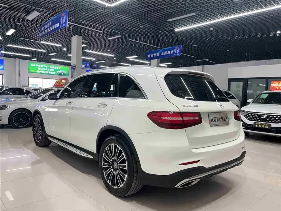 Mercedes Benz GLC