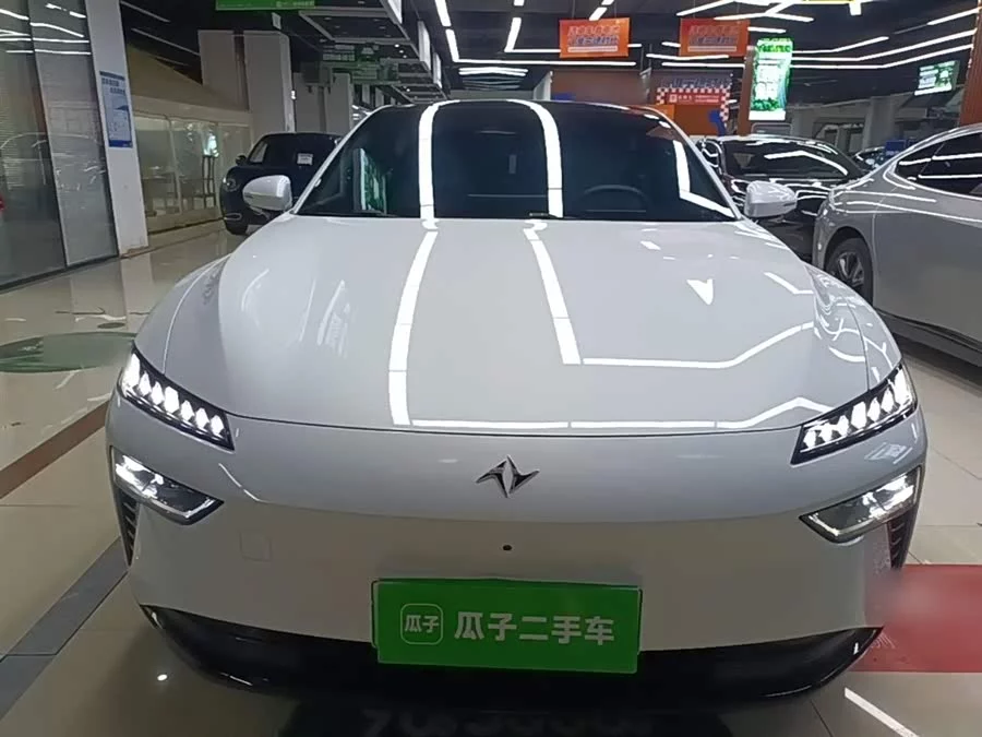 Dongfeng eπ007