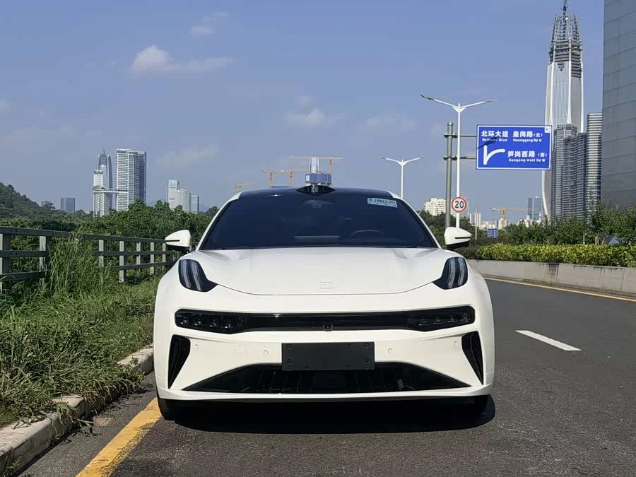 Zeekr 001