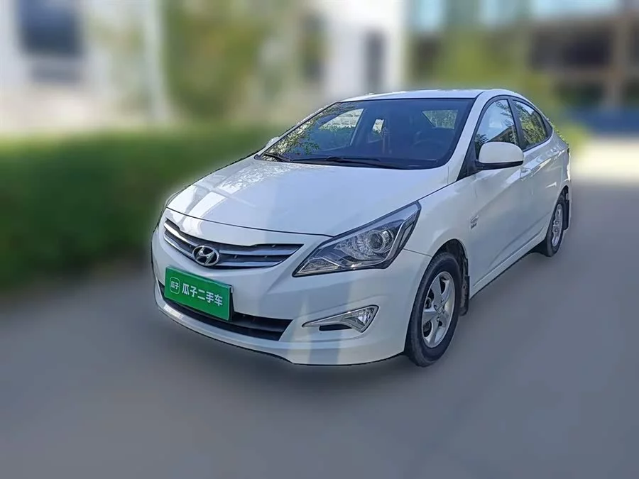 Hyundai Rena