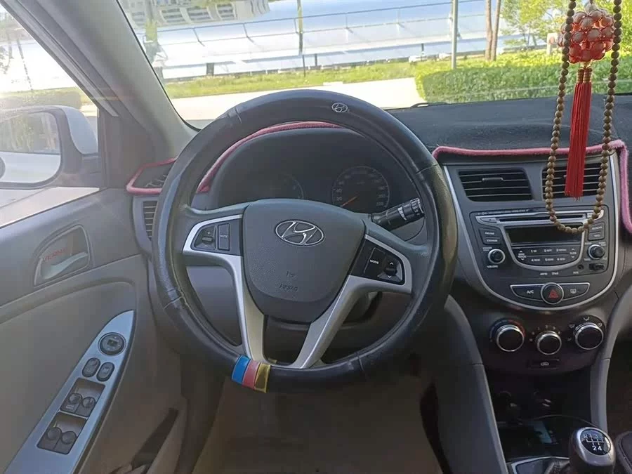 Hyundai Rena
