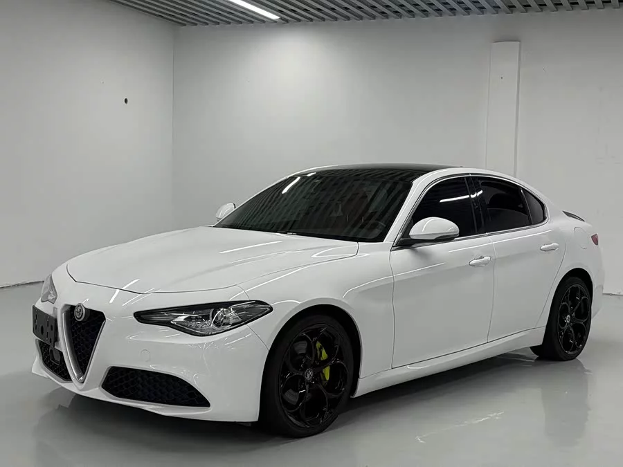 Alfa Romeo Giulia