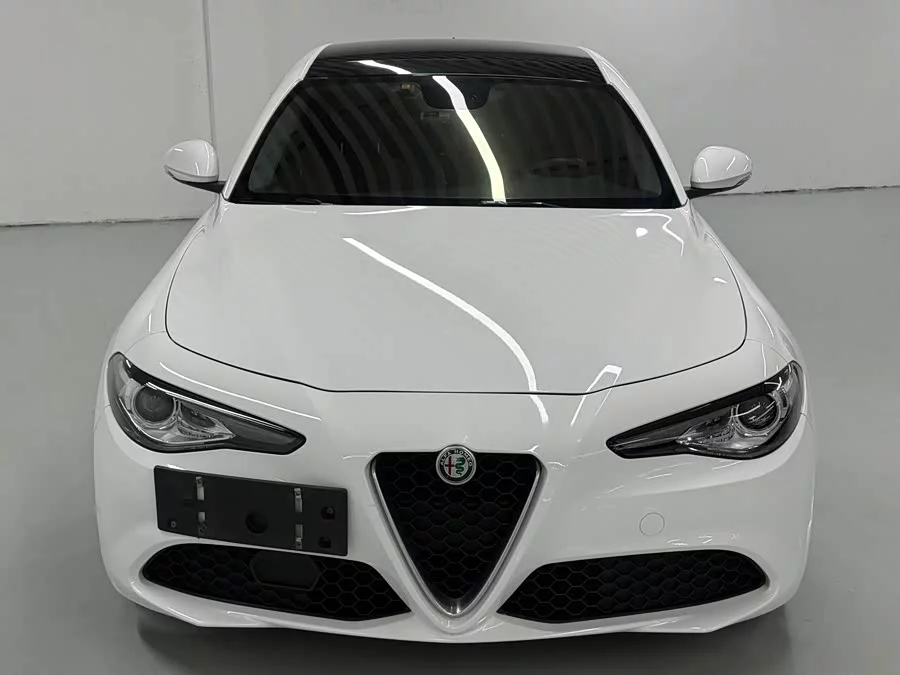 Alfa Romeo Giulia