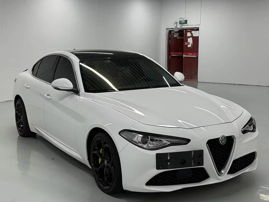Alfa Romeo Giulia