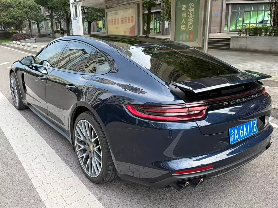 Porsche Panamera