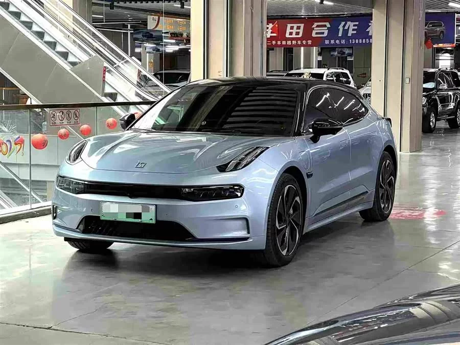 Zeekr 001