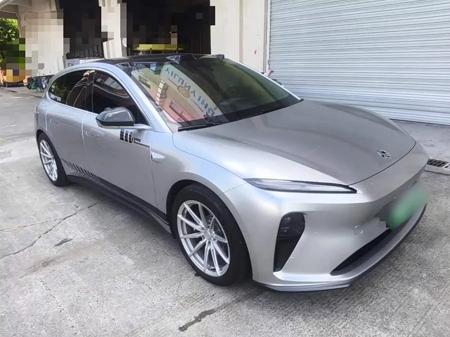 NIO ET5T