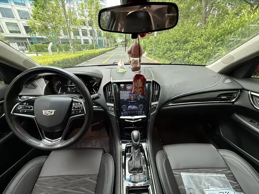 Cadillac ATS-L