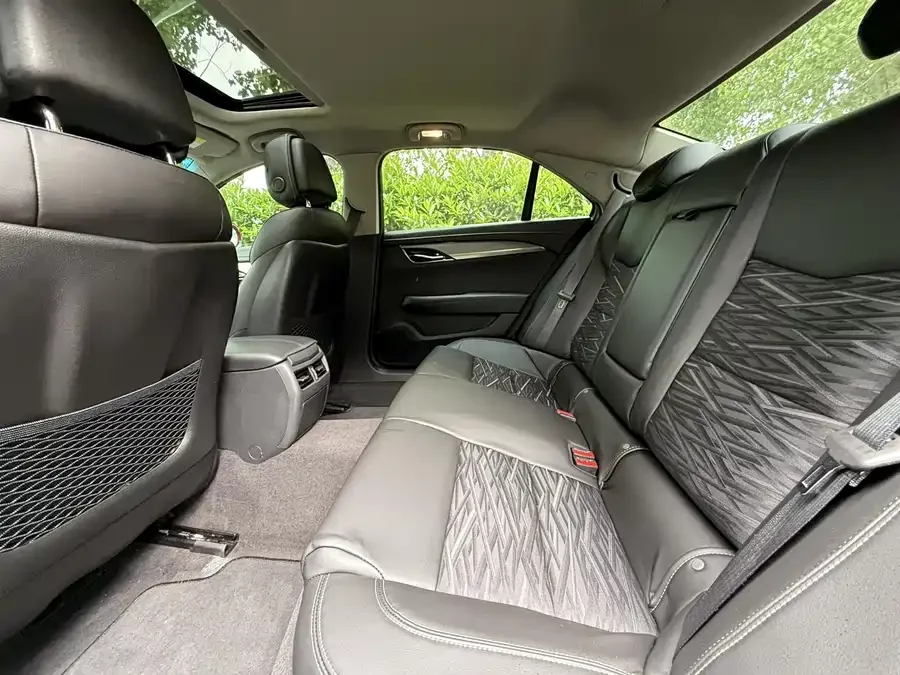 Cadillac ATS-L