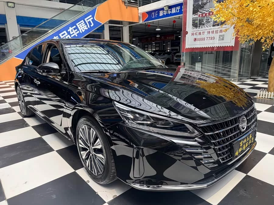 Nissan Teana