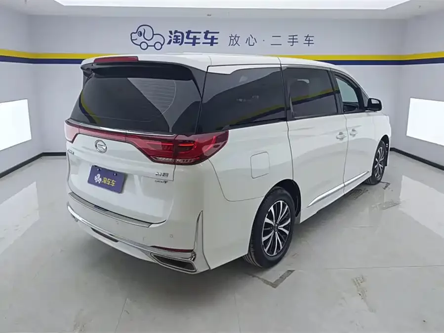 GAC Trumpchi M8