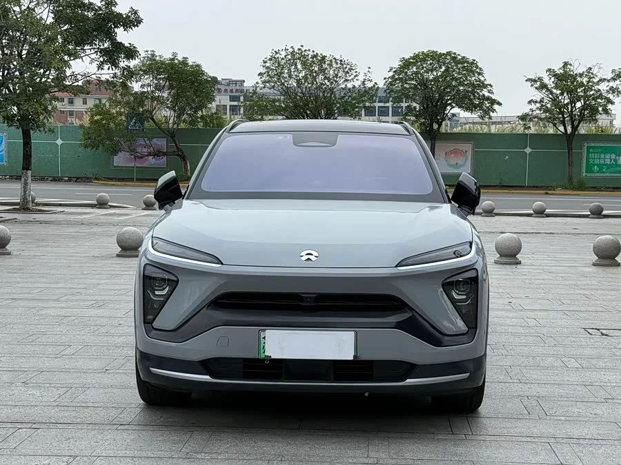 NIO ES6
