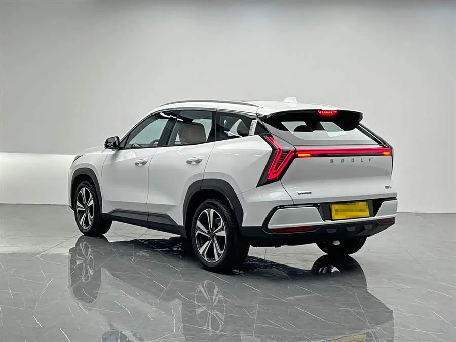 Geely Boyue L