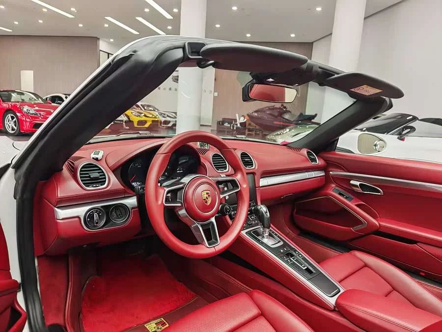 Porsche 718