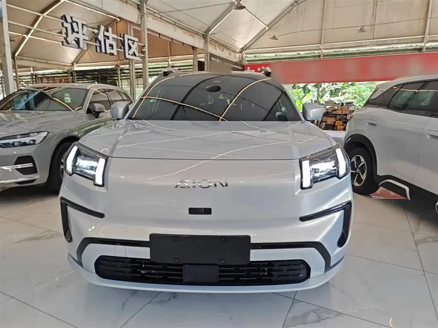 Aion V