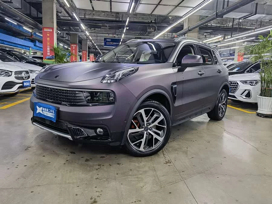 Lynk & Co 01