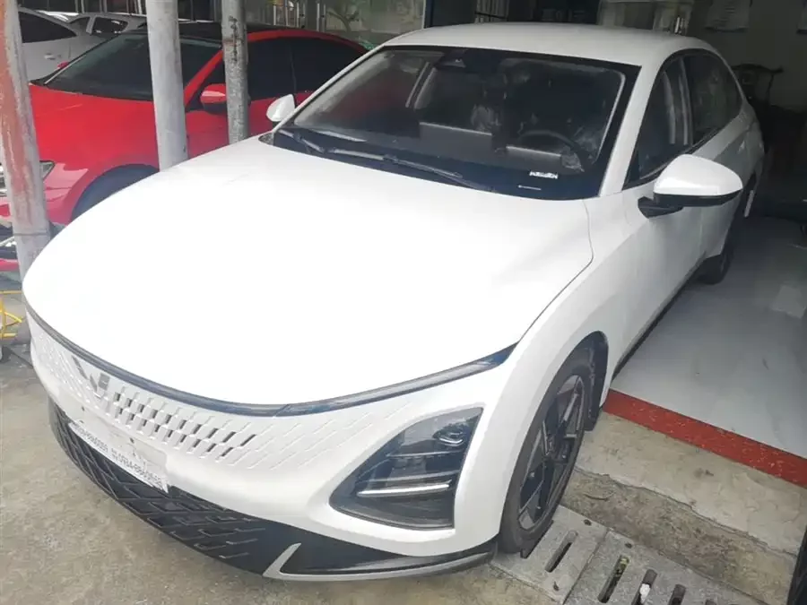 Wuling Starlight