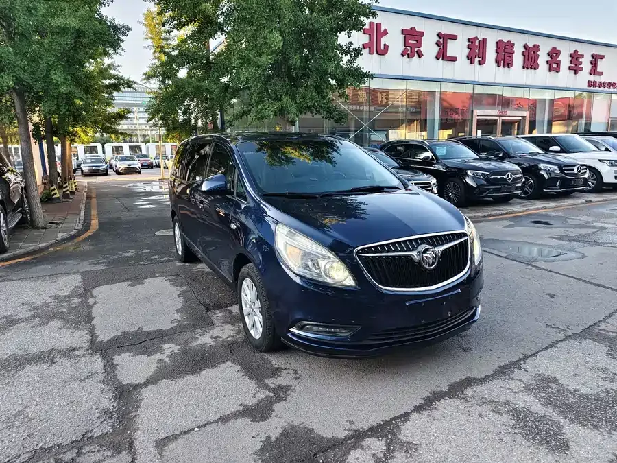 Buick GL8