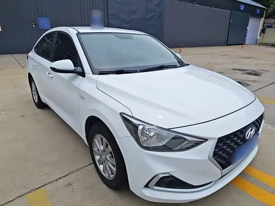 Hyundai Elantra / Celesta