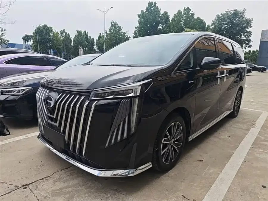 GAC Trumpchi M8