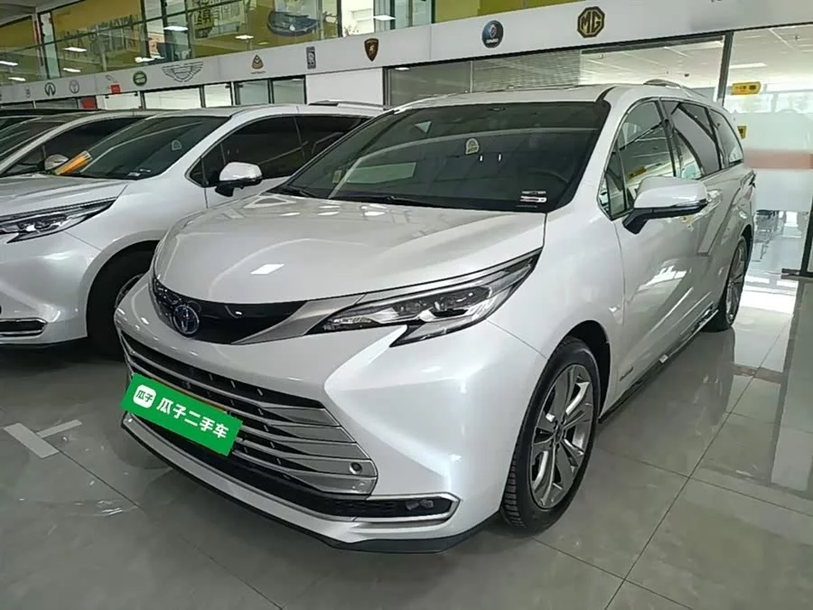 Toyota SIENNA
