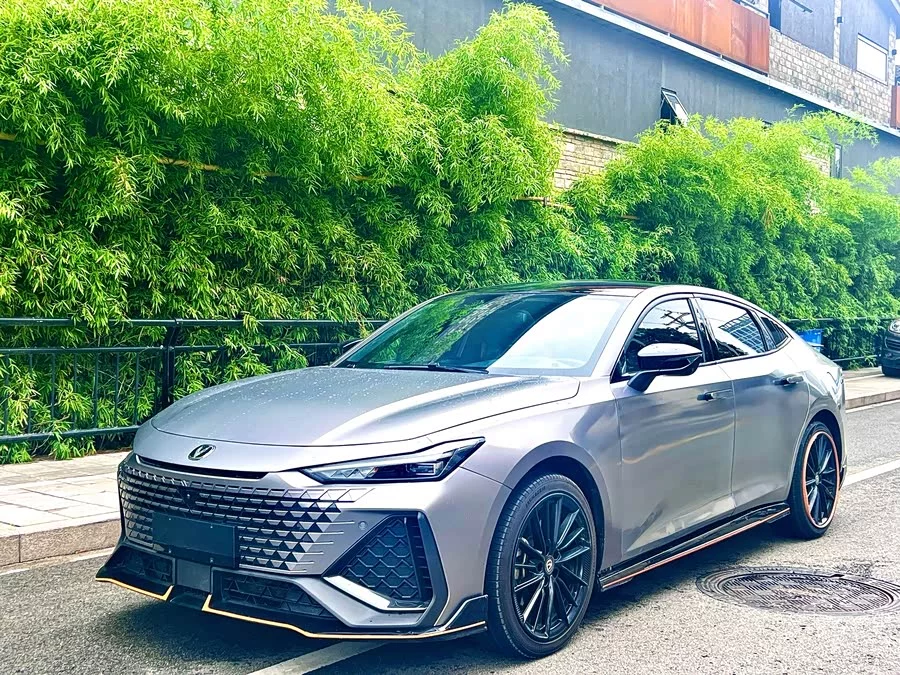 Changan UNI-V