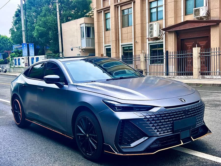 Changan UNI-V
