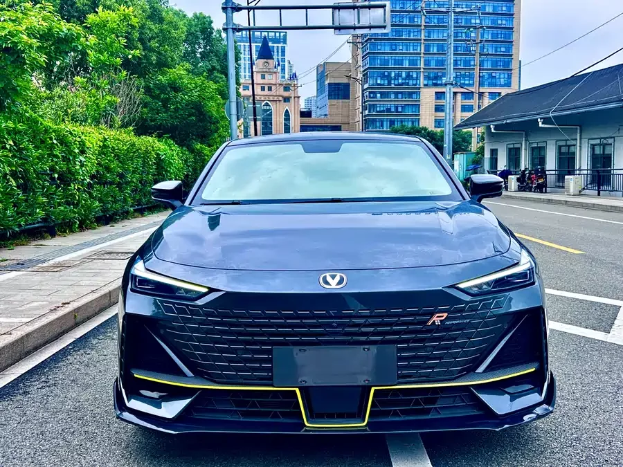 Changan UNI-V