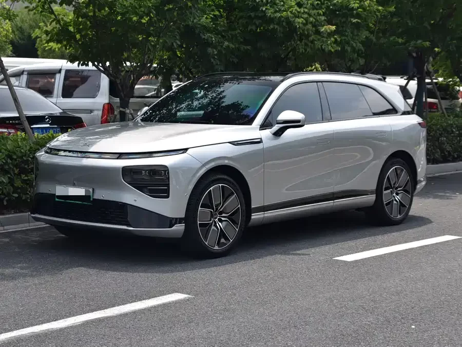 Xpeng G9