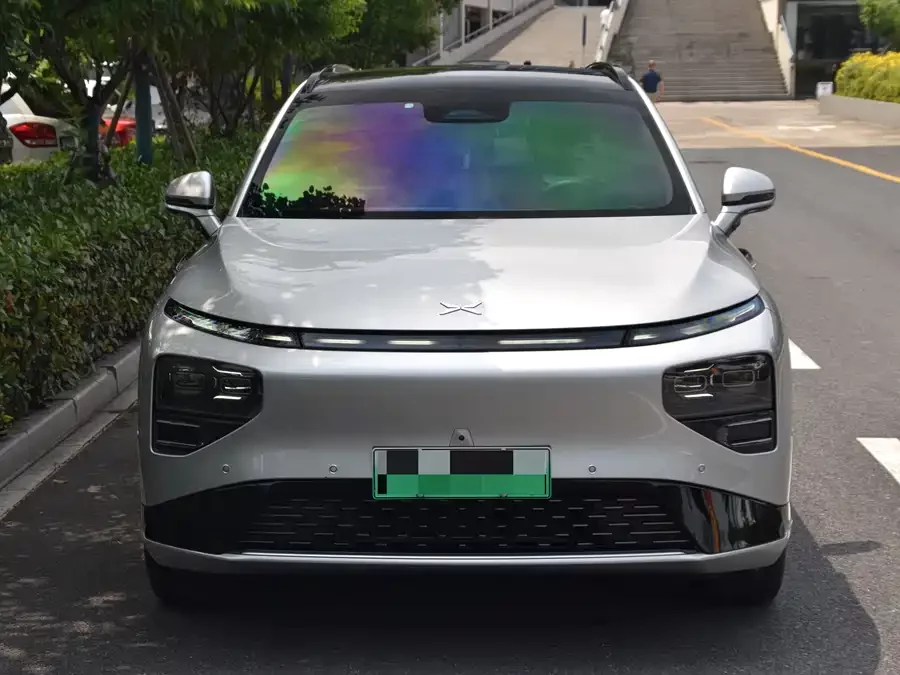 Xpeng G9