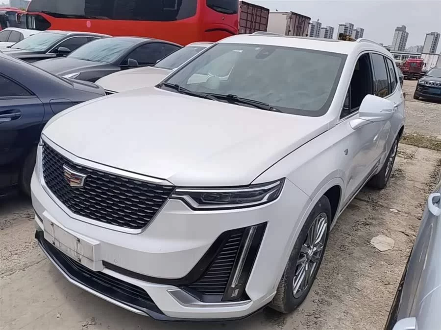 Cadillac XT6
