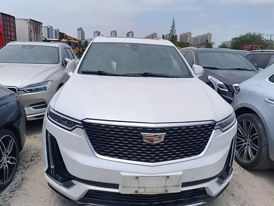 Cadillac XT6
