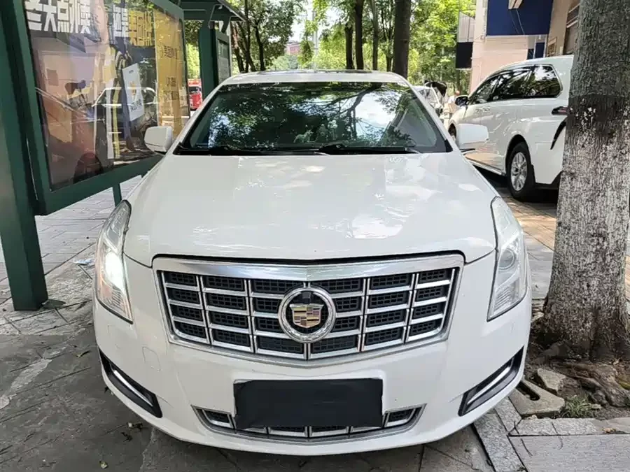 Cadillac XTS